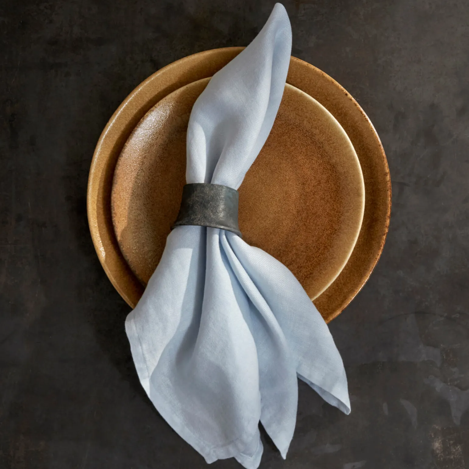 blue_linen_sateen_napkins_2.webp Blue Linen Sateen Napkins - Set of 4