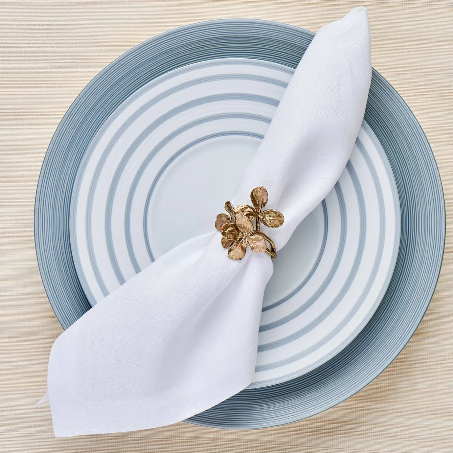clover_napkin_ring__set_o_3.webp Clover Napkin Ring - Set of 4