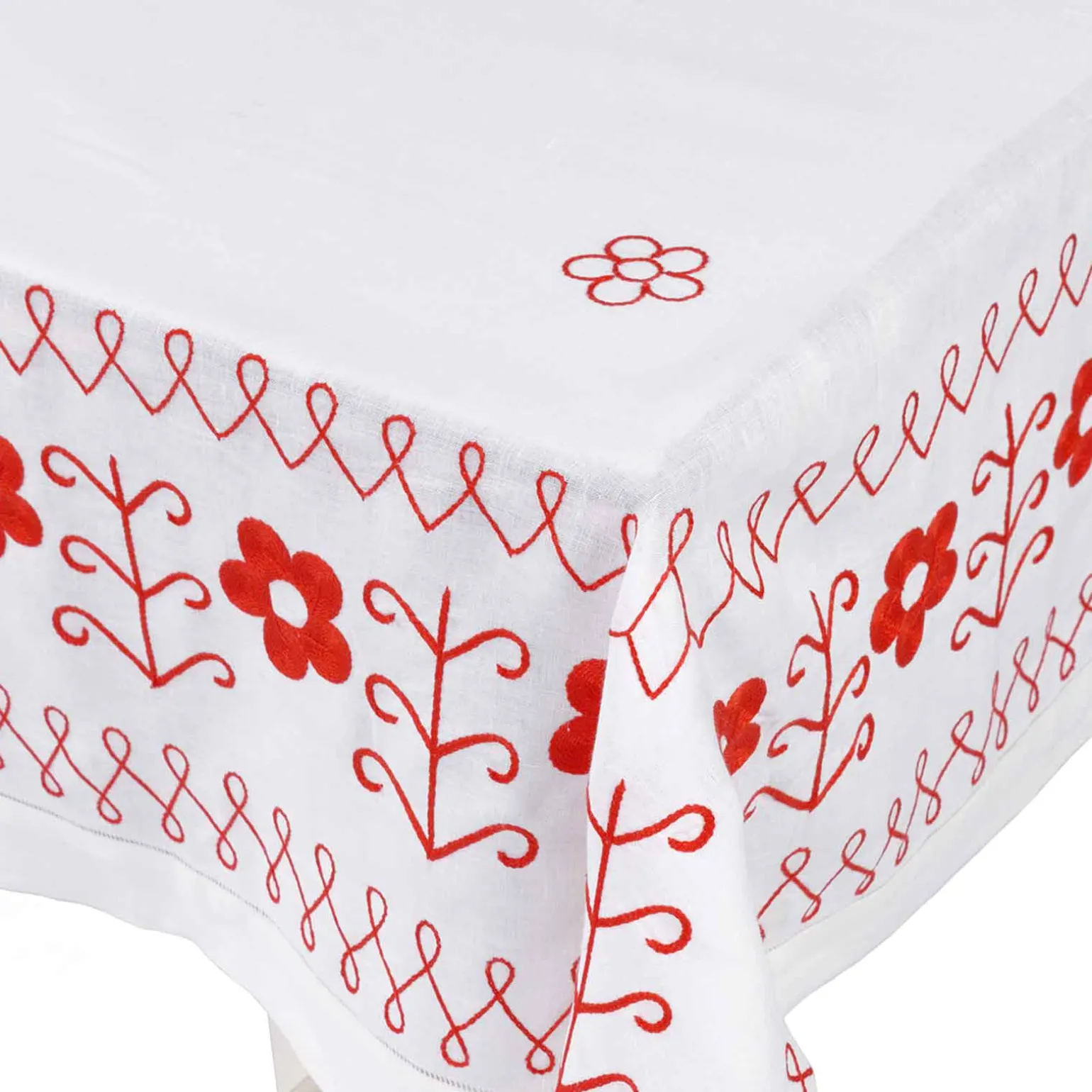 daisy_tablecloth_red_1.webp Daisy Tablecloth Red