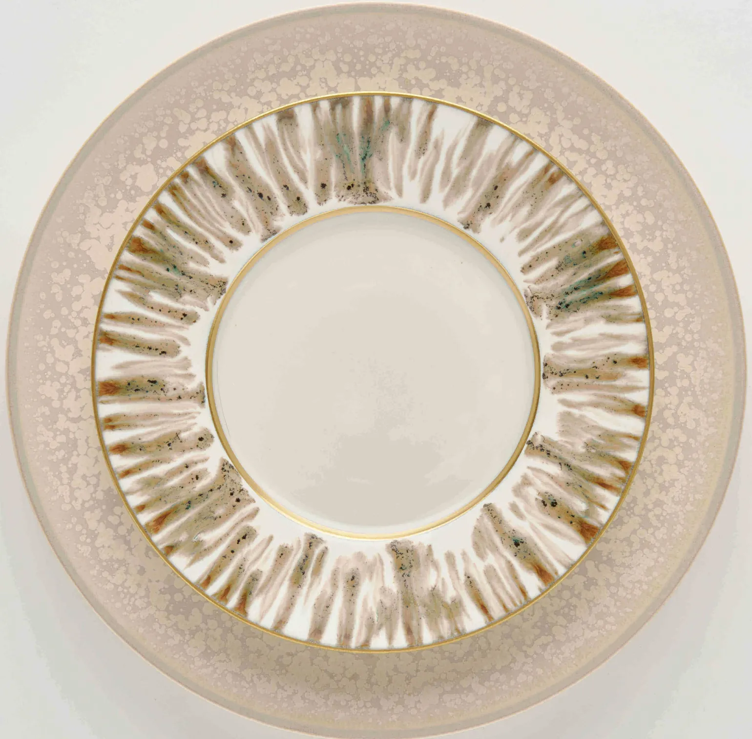 ecaille_creme_dessert_pla_2.webp Ecaille Creme Dessert Plate
