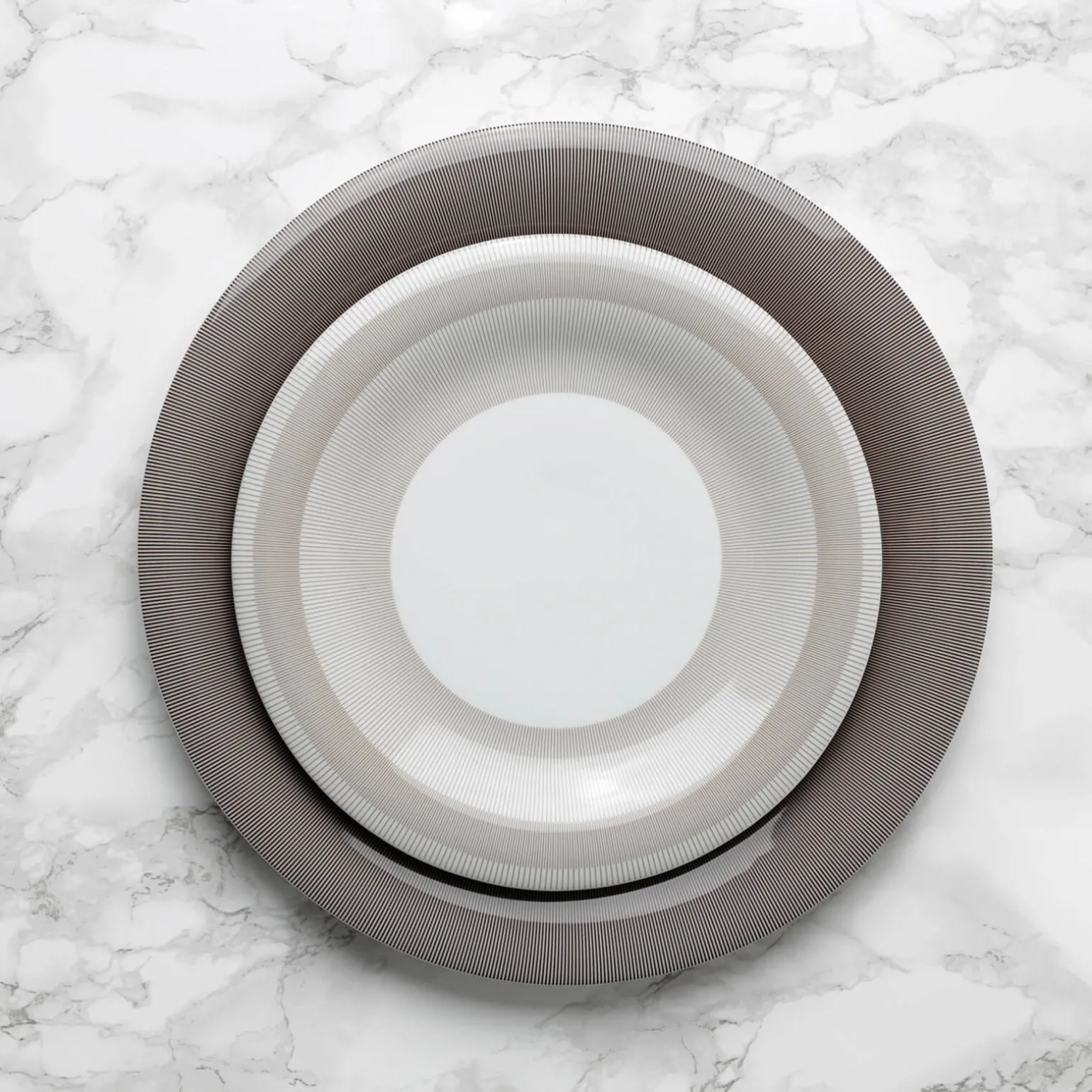 fluen_fine_lines_dinner_p_2.webp Fluen Fine Lines Dinner Plate
