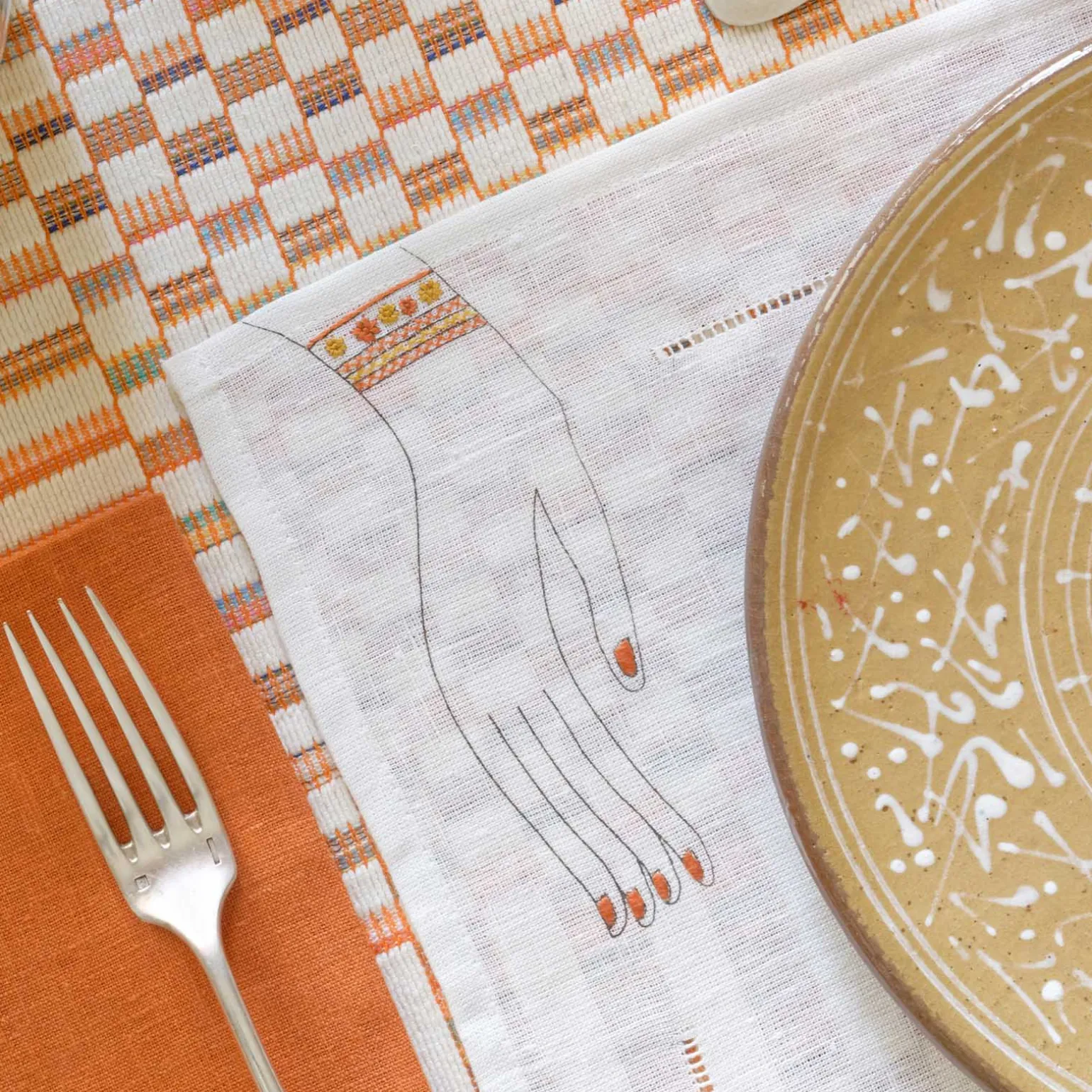 hands_placemat_1.webp Hands Placemat