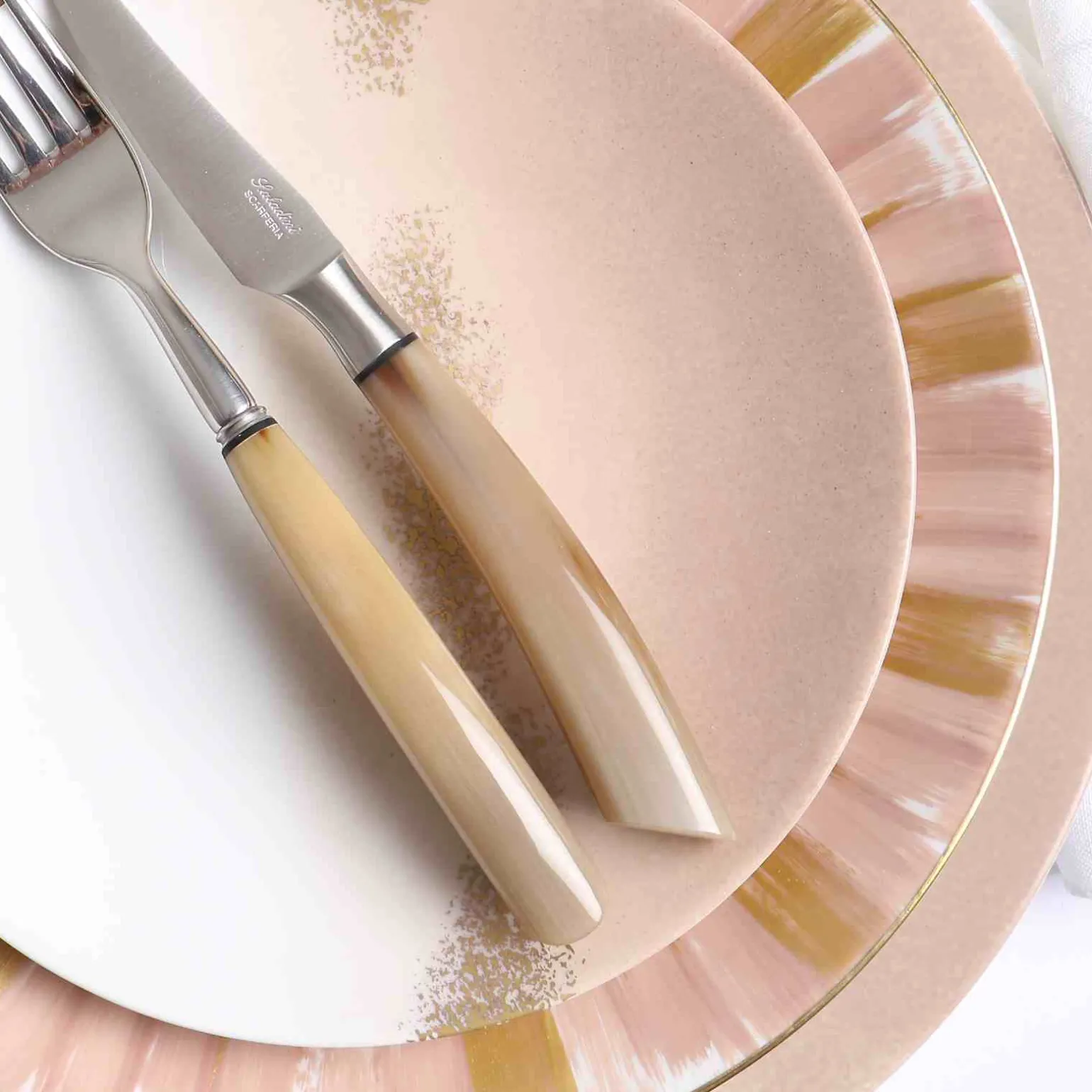 horizon_dinner_plate_blus_2.webp Horizon Dinner Plate Blush
