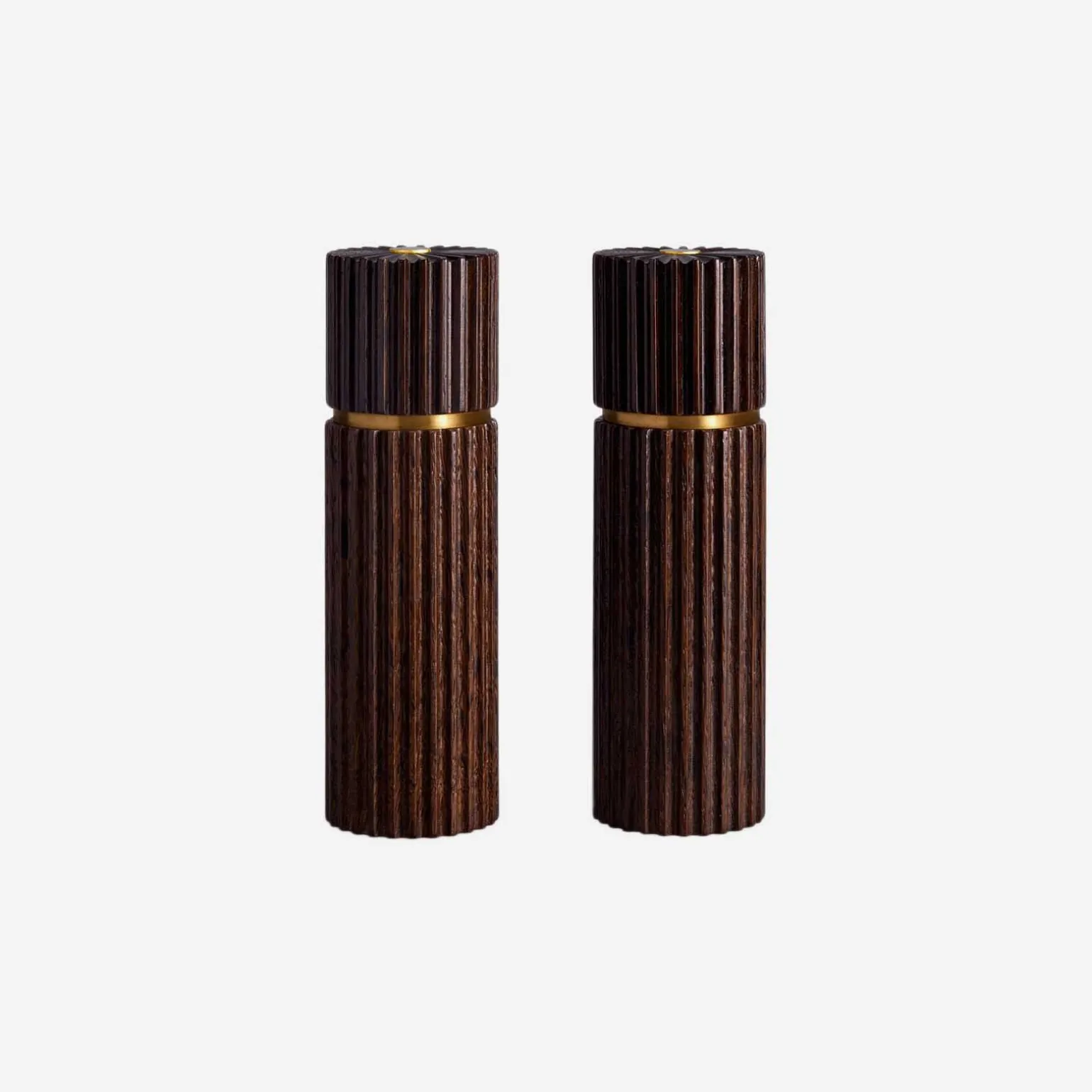 ionic_salt__pepper_set__s_0.webp Ionic Salt & Pepper Set - Smoked Oak