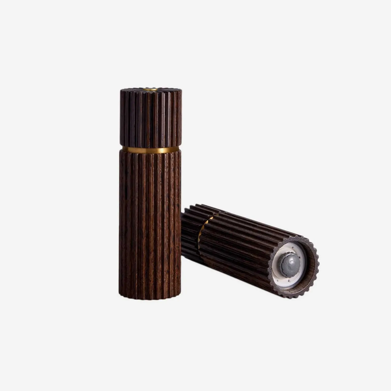 ionic_salt__pepper_set__s_1.webp Ionic Salt & Pepper Set - Smoked Oak