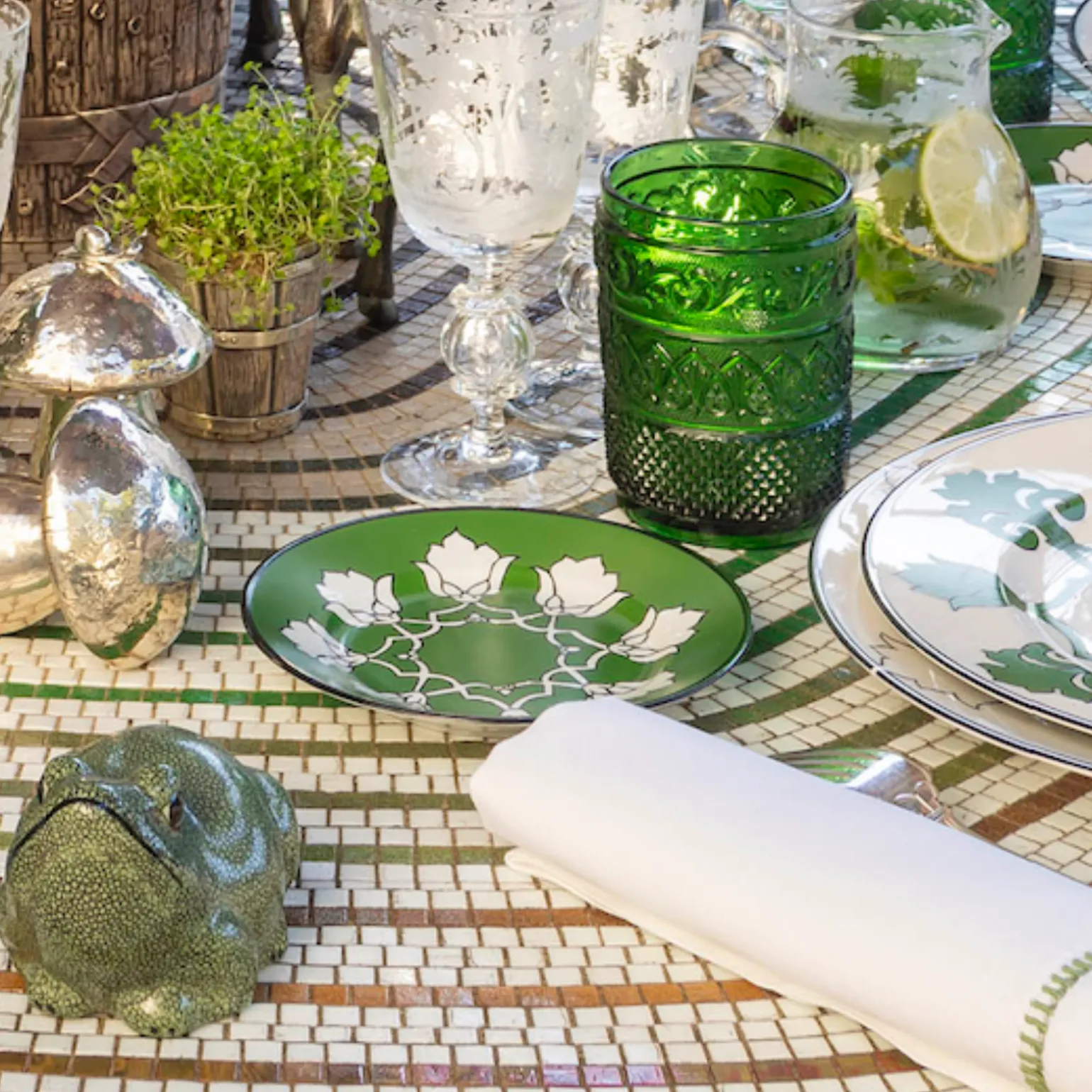 jaipur_bread_plate_green_1.webp Jaipur Bread Plate Green