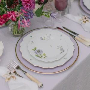Lilac Floral Bouquets Dinner Plate - Dahlia