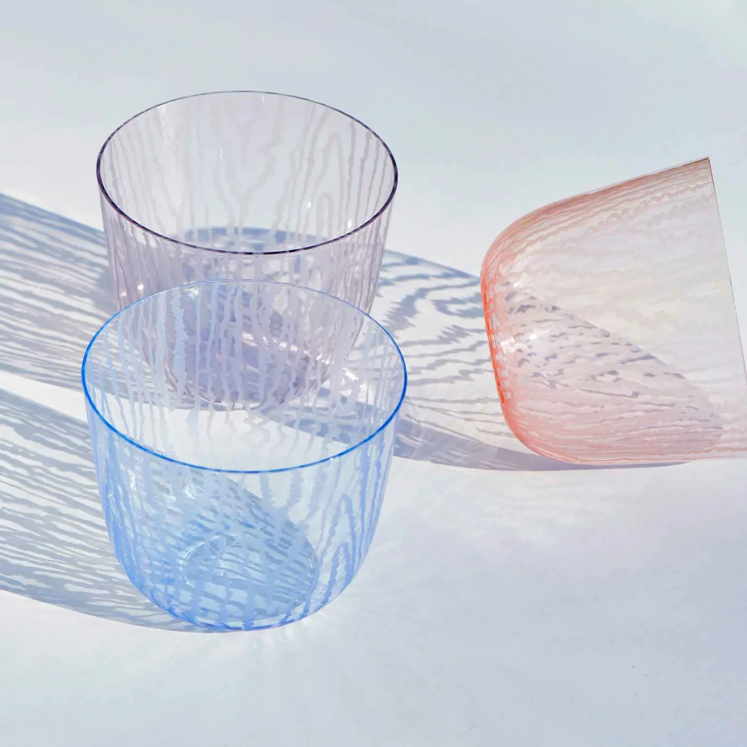 moir_tumbler_clear_2.webp Moiré Tumbler Clear