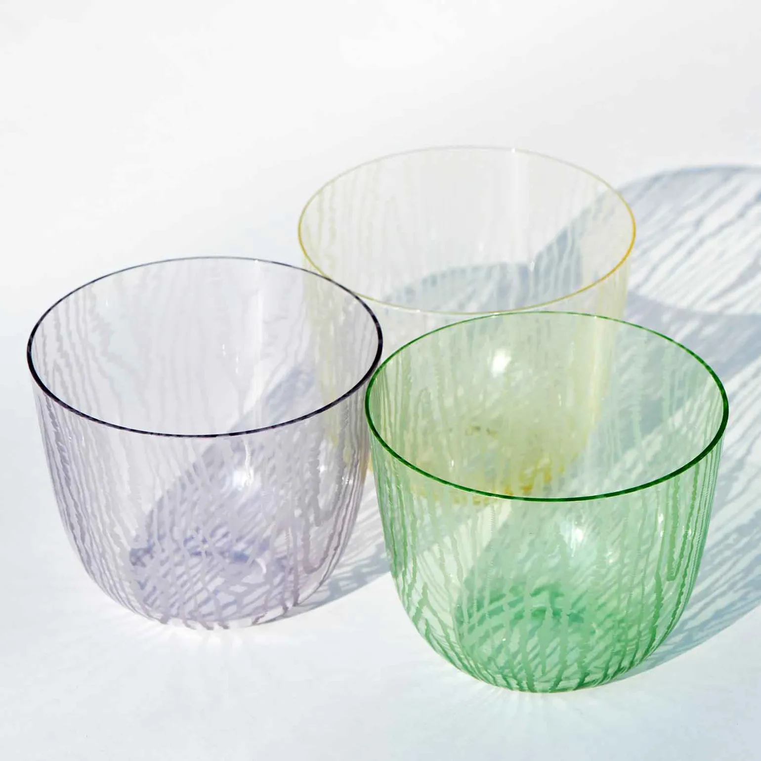moir_tumbler_yellow_1.webp Moiré Tumbler Yellow