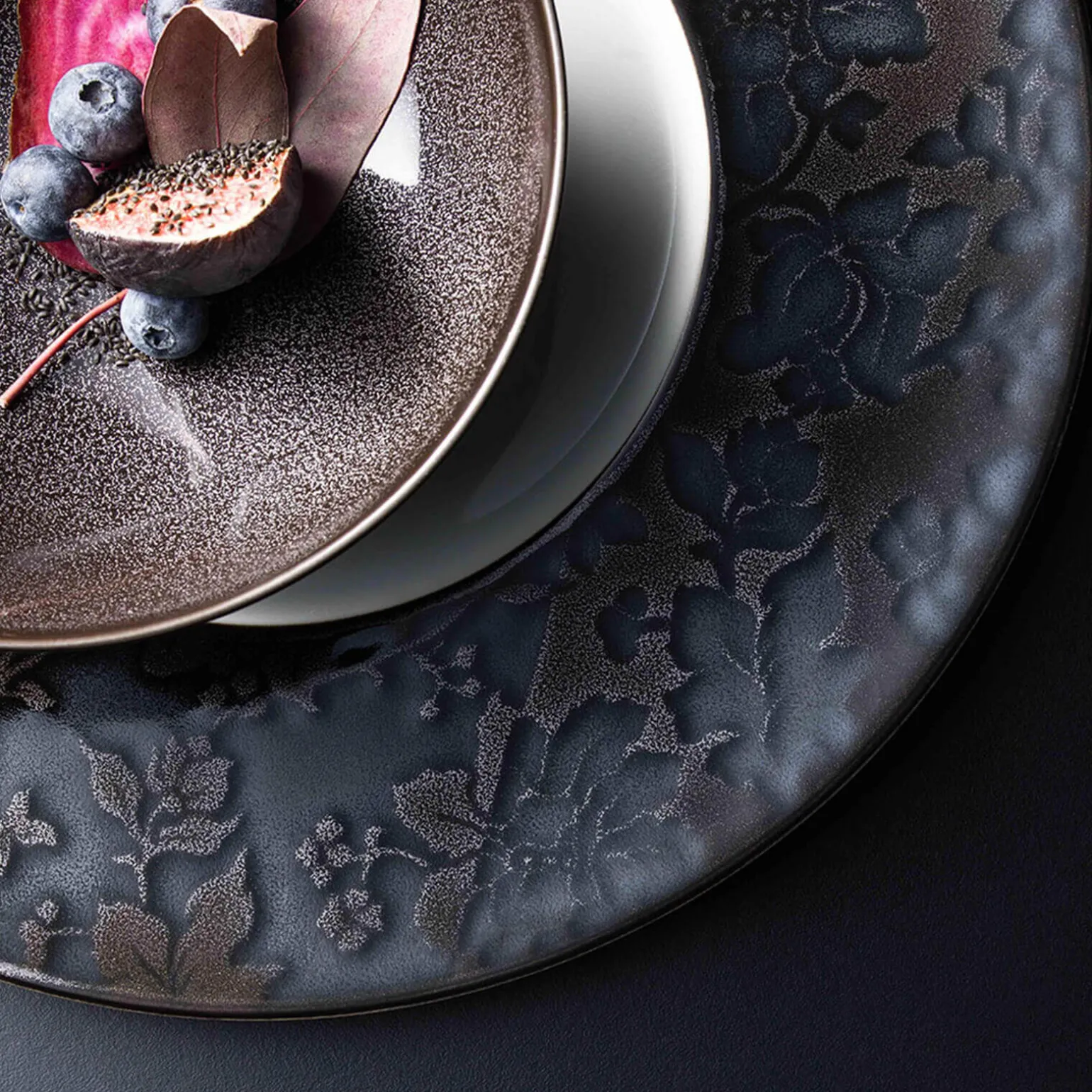 moonshadow_dessert_plate_2.webp Moonshadow Dessert Plate