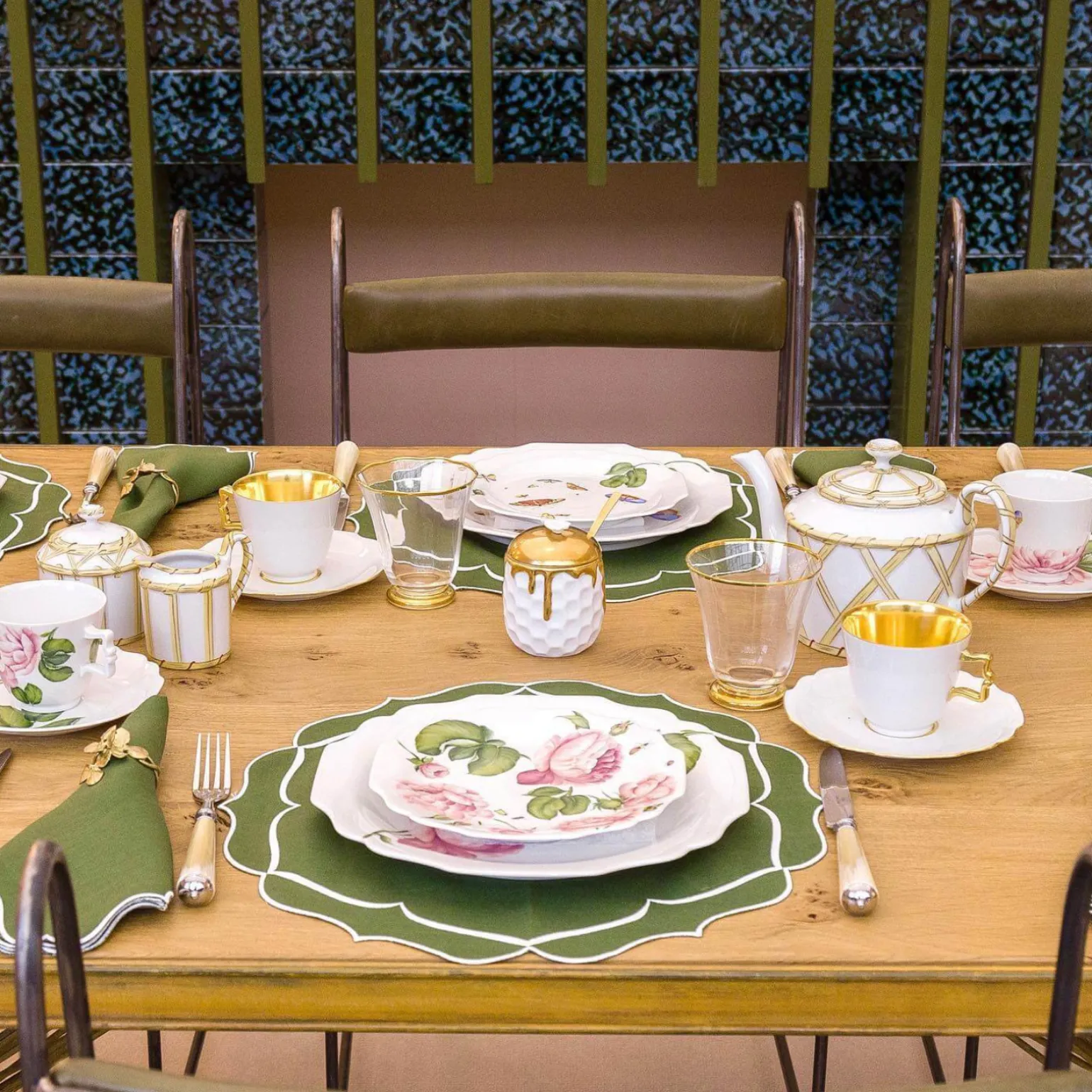 plein_air_dinner_plate_1.webp Plein Air Dinner Plate