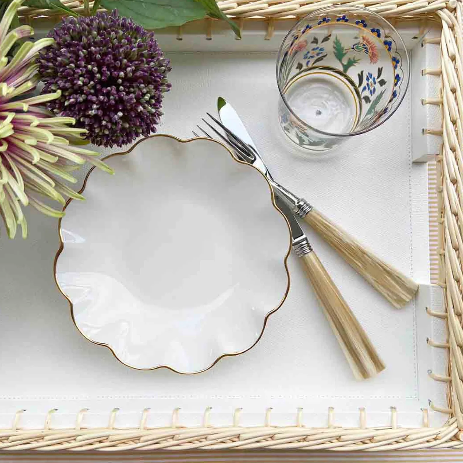 tonia_piece_serving_set_1.webp Tonia 2-Piece Serving Set